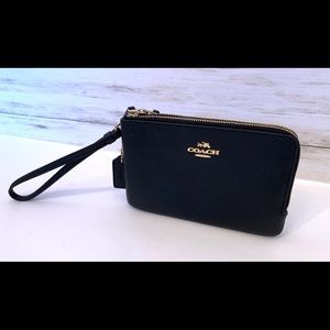 Black Coach Double Zipper Wristlet